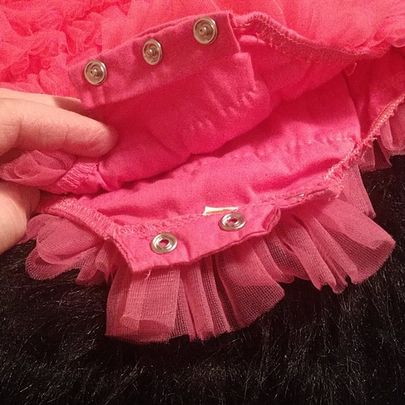 Toddlers/Babies Pink Chiffon 1 piece Outfit - Picture 9 of 10